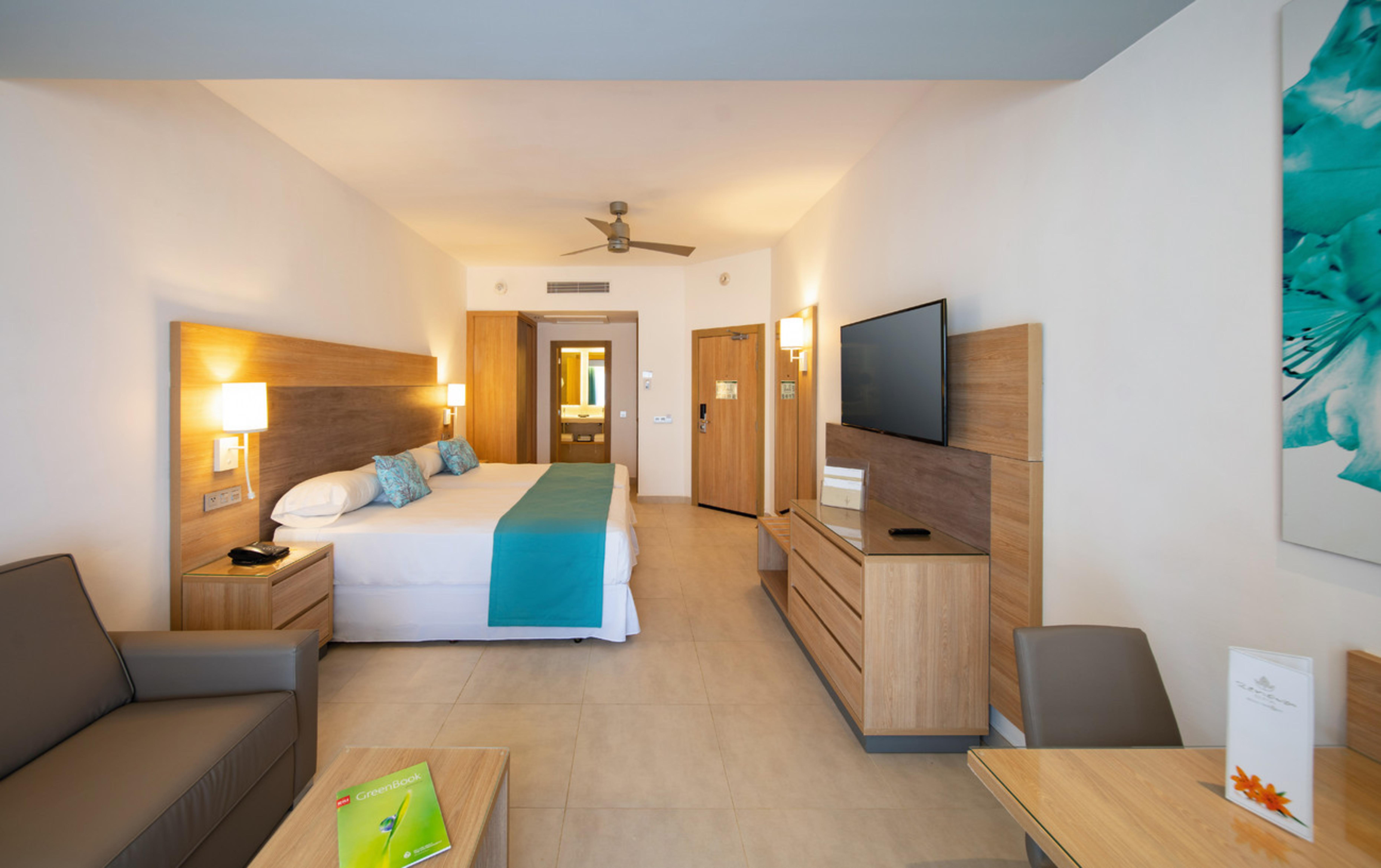 נגריל Riu Palace Tropical Bay מראה חיצוני תמונה